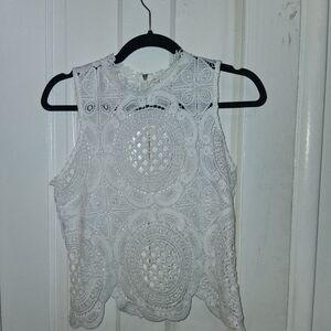 Elegant White Lace Sleeveless Top
